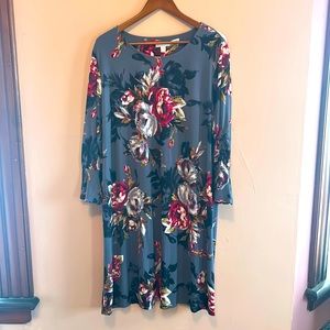 Women’s dress Cato. Size 18/20. Floral Grey